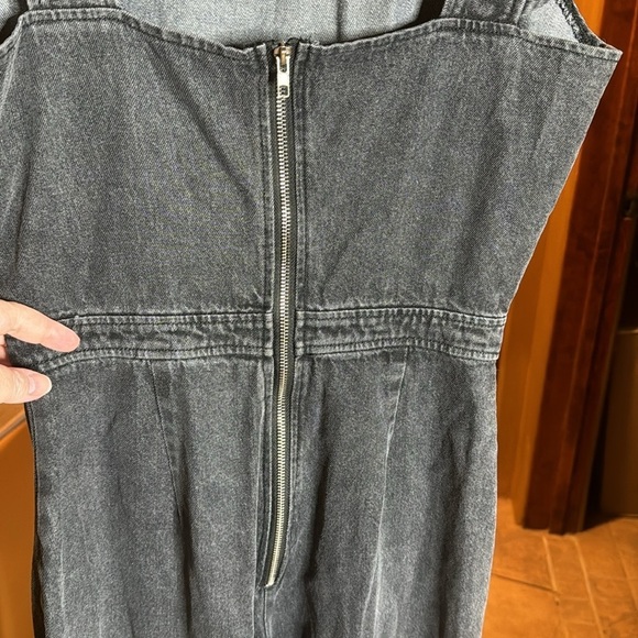 Ruffled Jumpsuit Wide Leg Washed Black Denim Size Small - Picture 4 of 7